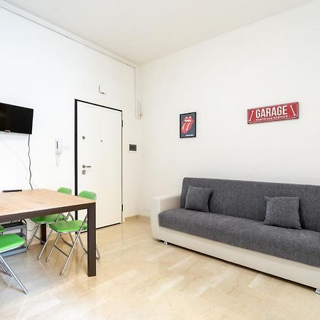 Housmart San Carlo 17 Apartment Bologna Bagian luar foto