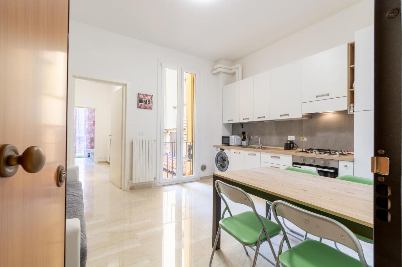 Housmart San Carlo 17 Apartment Bologna Bagian luar foto